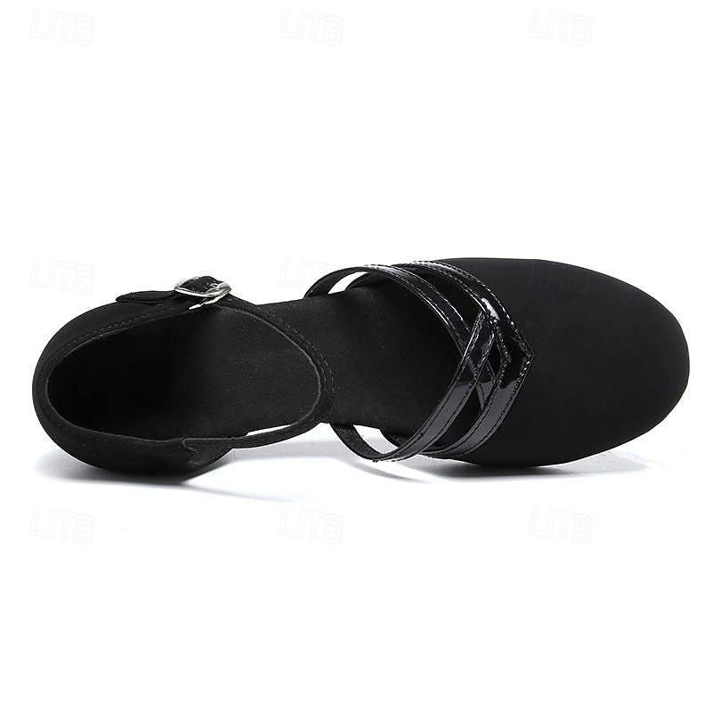 Czarne, eleganckie buty do tańca nowoczesnego na niskim obcasie, komfortowe i stylowe, z antypoślizgową podeszwą, dla kobiet.