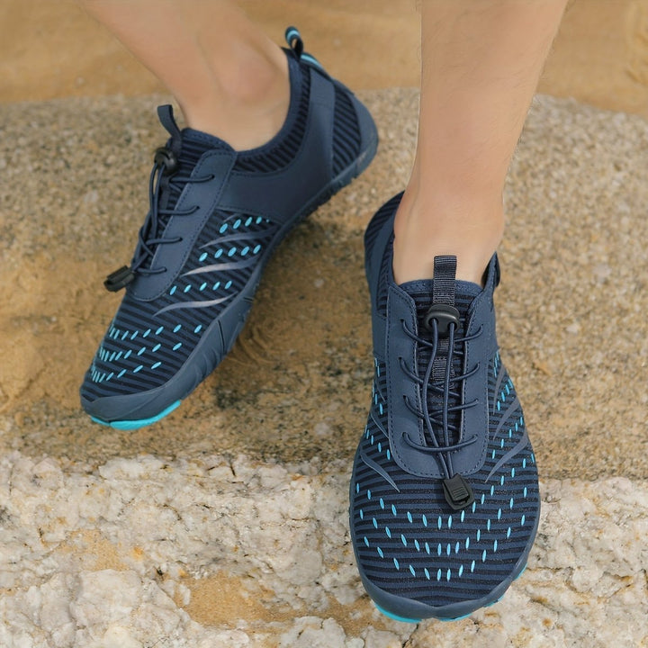 Lekkie buty do wody unisex, oddychające, antypoślizgowa podeszwa, zbliżenie podeszwy