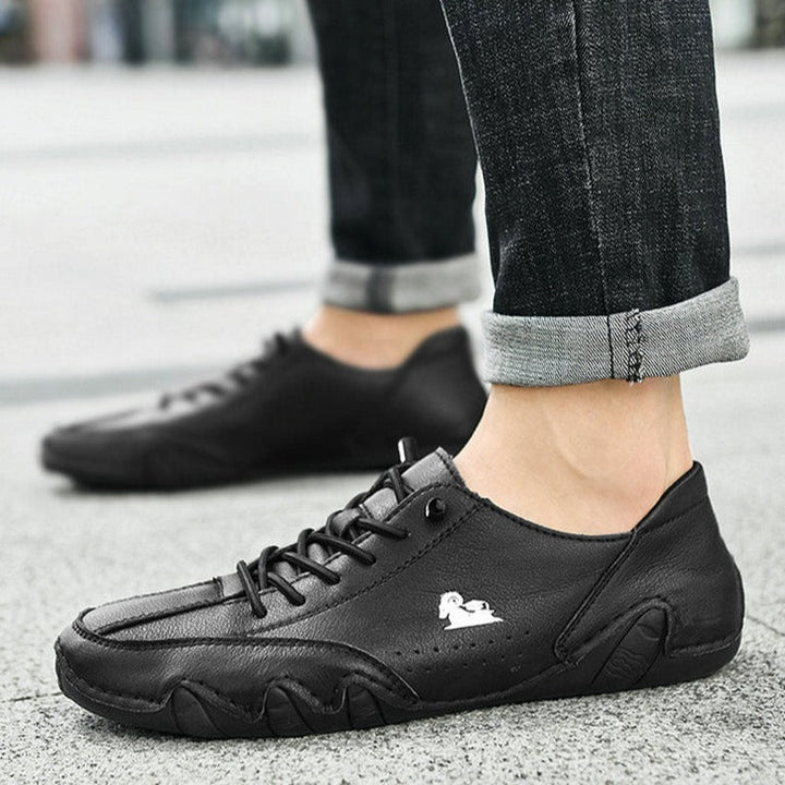 Unisexowe skórzane buty barefoot, brązowe, z elastyczną i antypoślizgową podeszwą dla komfortu i naturalnego ruchu