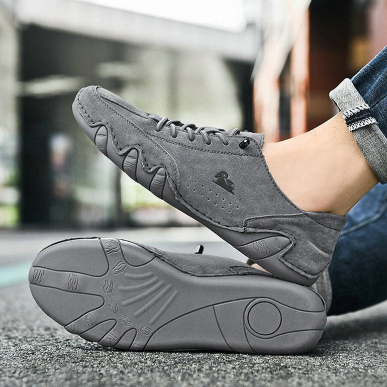 Buty barefoot unisex ze skóry FlexiMarche, minimalistyczne i elastyczne, do naturalnego i eleganckiego chodzenia.