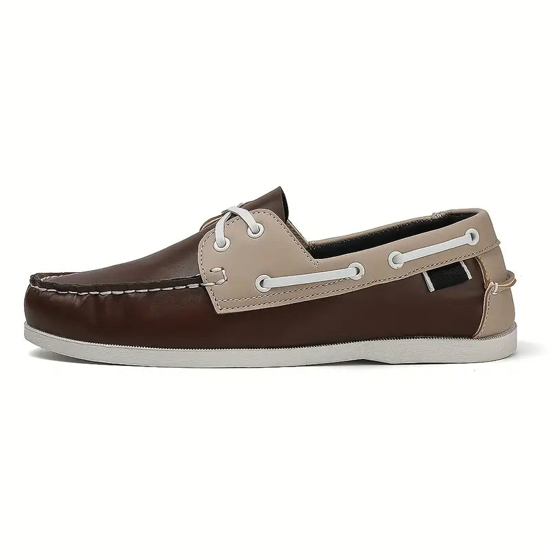 Męskie mokasyny retro w kolorze jasnobrązowym, klasyczny styl, idealne na wyjścia lub spacery, zapewniające trwały komfort i elegancję.
