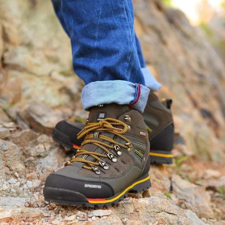 Męskie wodoodporne buty trekkingowe, antypoślizgowa podeszwa, oddychający materiał, dostępne w kolorach: niebieski, pomarańczowy, czerwony.