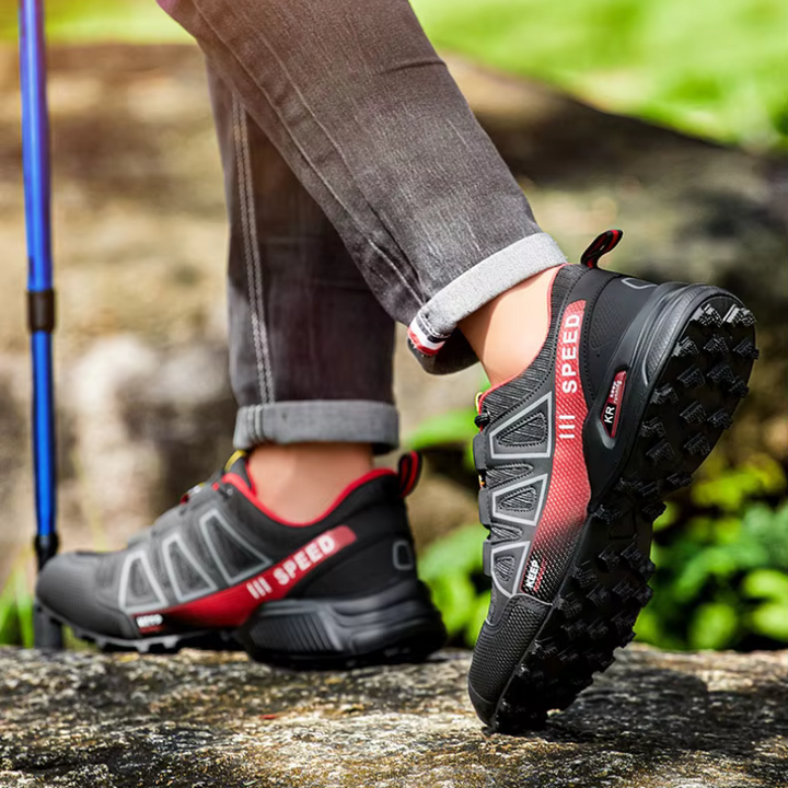 Męskie buty trekkingowe, amortyzująca podeszwa, komfort ortopedyczny, czarne, górzysty teren