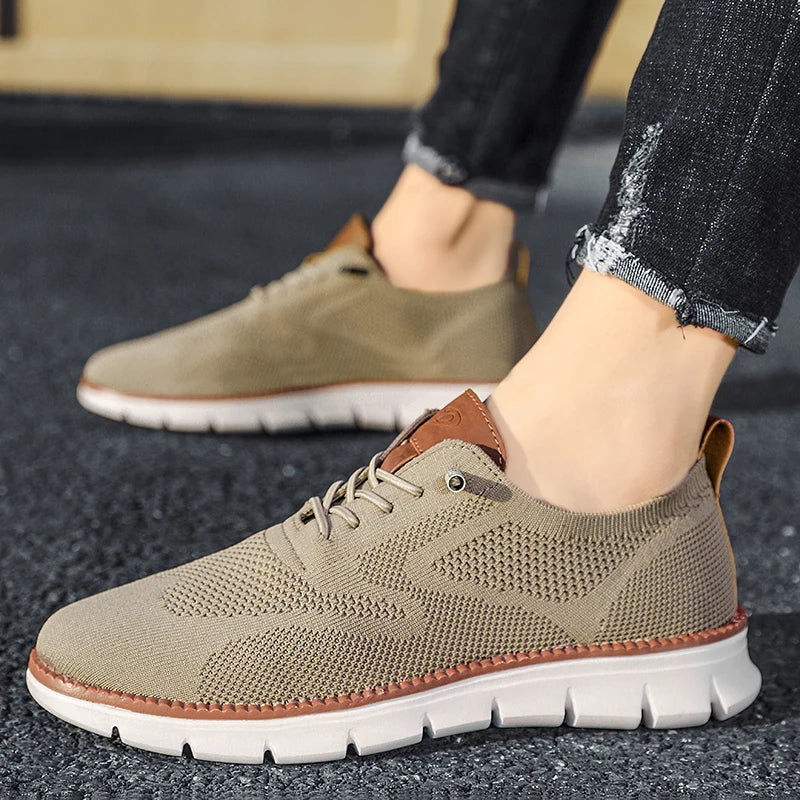 Eleganckie męskie buty casual, wykonane ze skóry, w kolorze czarnym i beżowym, idealne na lato, wygodne, nowoczesny styl.
