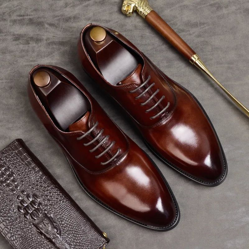 Eleganckie męskie buty z prawdziwej skóry, wyrafinowany design w kolorze brązowym i czarnym, optymalny komfort na każdą okazję.
