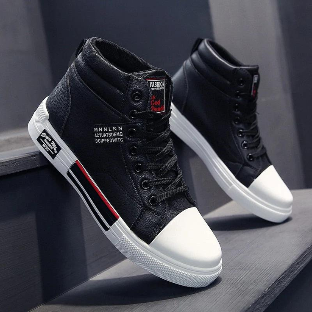 Męskie czarne skórzane buty z eleganckimi detalami, wygodną podeszwą i nowoczesnym designem, idealne na każdą okazję.