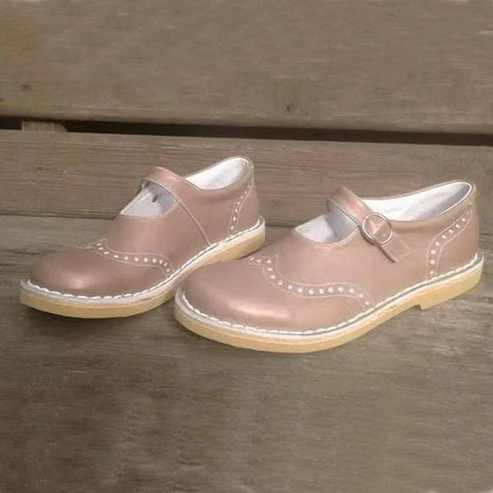 Damskie buty Mary Jane ze skóry vintage, z klamrą, detalami brogue, eleganckie i wygodne.