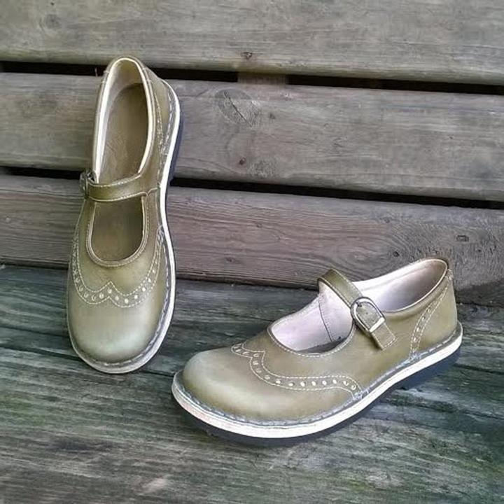 Damskie buty Mary Jane ze skóry vintage, z klamrą, detalami brogue, eleganckie i wygodne.