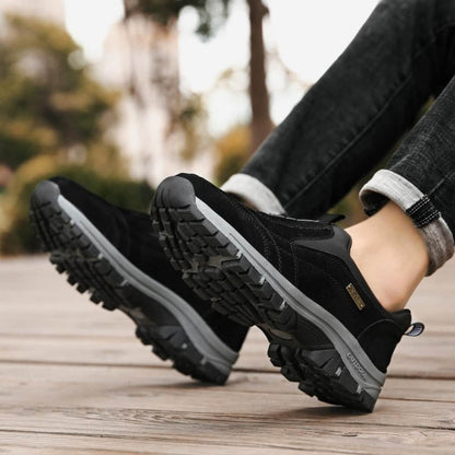 Wysokiej jakości ortopedyczne buty z siateczki, eleganckie i oddychające, zapewniające wyjątkowy komfort i wsparcie dla mężczyzn.
