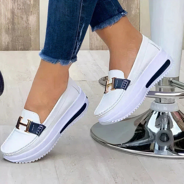 Damskie buty ortopedyczne, eleganckie buty wsuwane, nowoczesny design, ergonomiczny komfort do codziennego użytku.