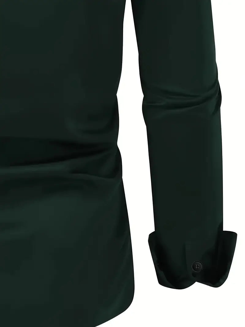 Zielona koszula formalna męska o nowoczesnym kroju, z kołnierzykiem z klapami, z półprzezroczystego materiału, elegancka na profesjonalne okazje