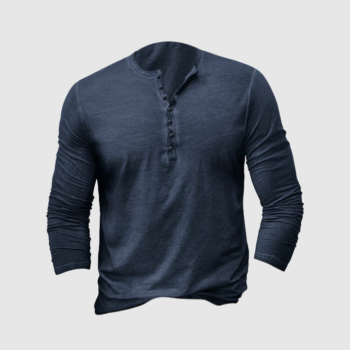 Męska klasyczna koszulka Henley z tkaniny premium, długie rękawy, dopasowany krój, ponadczasowy styl dla elegancji i komfortu.