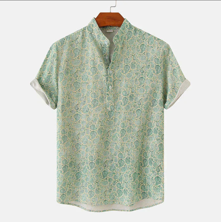 Męska koszula Henley z nadrukiem, nowoczesny styl, lekka tkanina, elegancki kołnierz, dla swobodnego i wygodnego wyglądu.