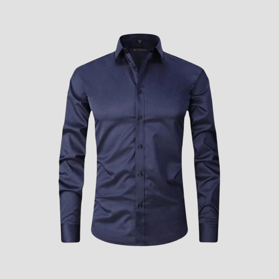 Elegancka męska koszula slim fit, nowoczesny styl, widok z przodu, dopasowany krój, klasyczny kołnierz, miękki materiał, bordowy kolor, wyraźne linie