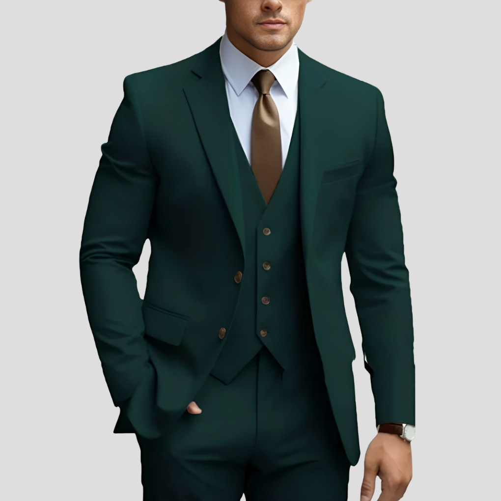 Męski garnitur slim fit w kolorze beżowym – elegancki i nowoczesny – trzyczęściowy, z marynarką, spodniami i kamizelką
