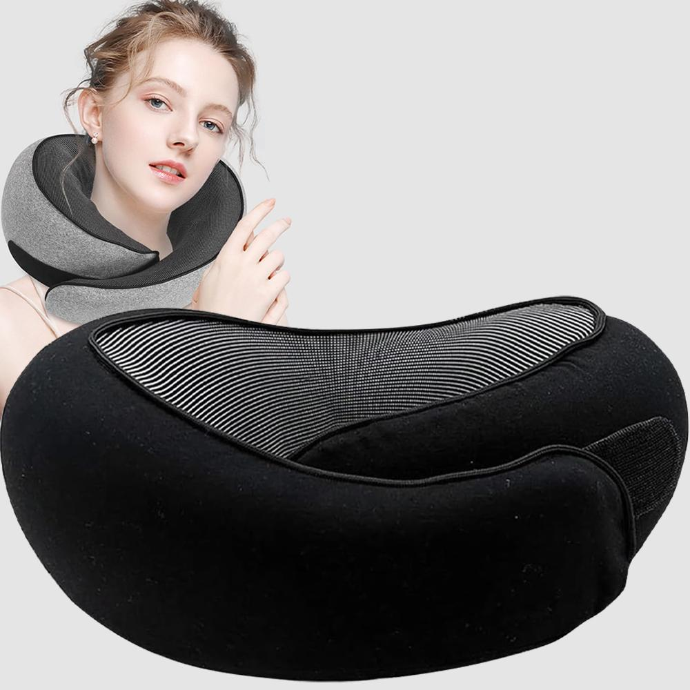 Ergonomiczna poduszka podróżna z szarej pianki memory, lekka i kompaktowa, idealna do podparcia szyi w podróży.