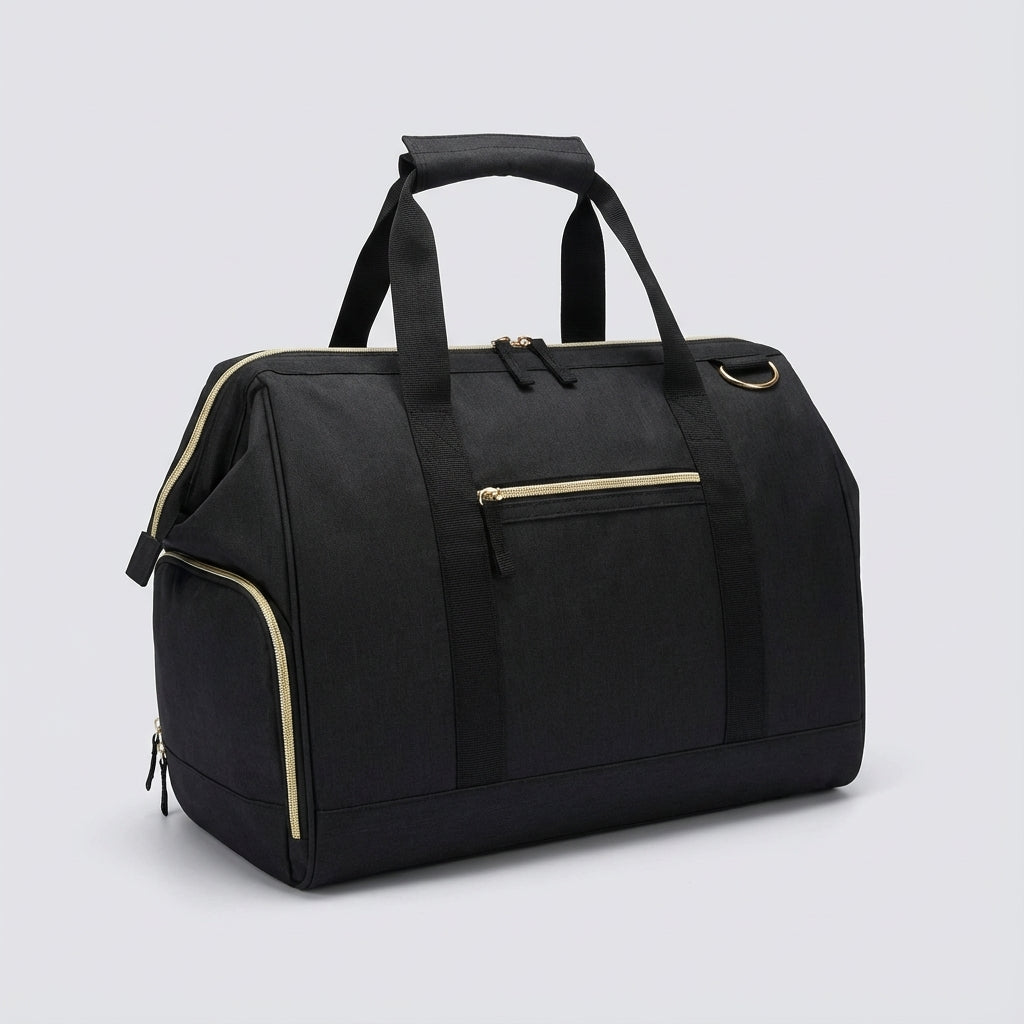 Duża czarna torba sportowa duffel 33L, idealna na bagaż, treningi i krótkie wyjazdy, z osobną komorą na buty.