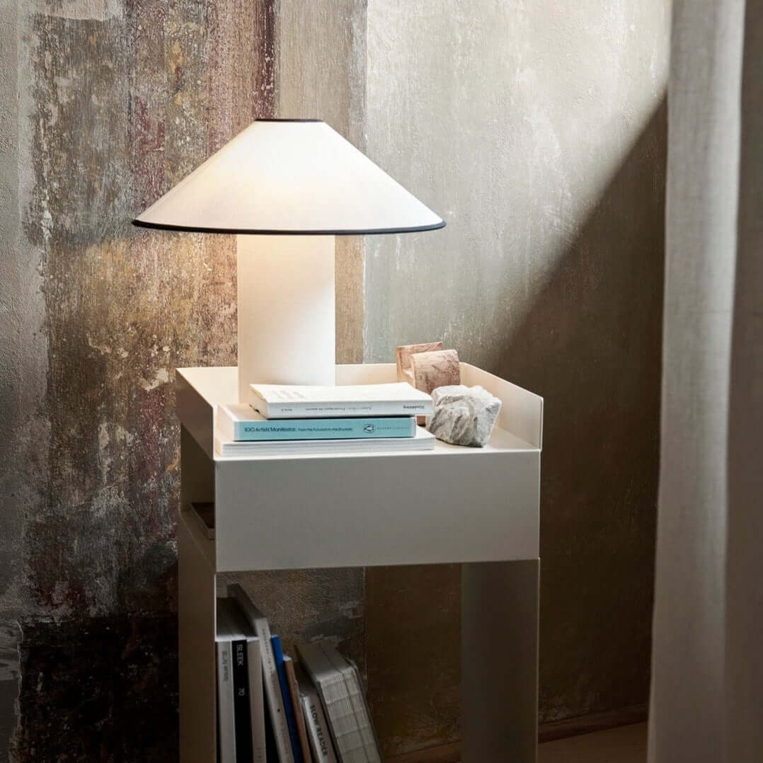 Lampa stołowa Colette, idealna do sypialni