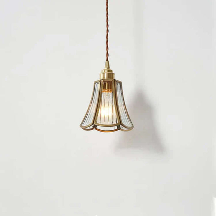 Szklana lampa wisząca mosiężna - Eleganckie oświetlenie