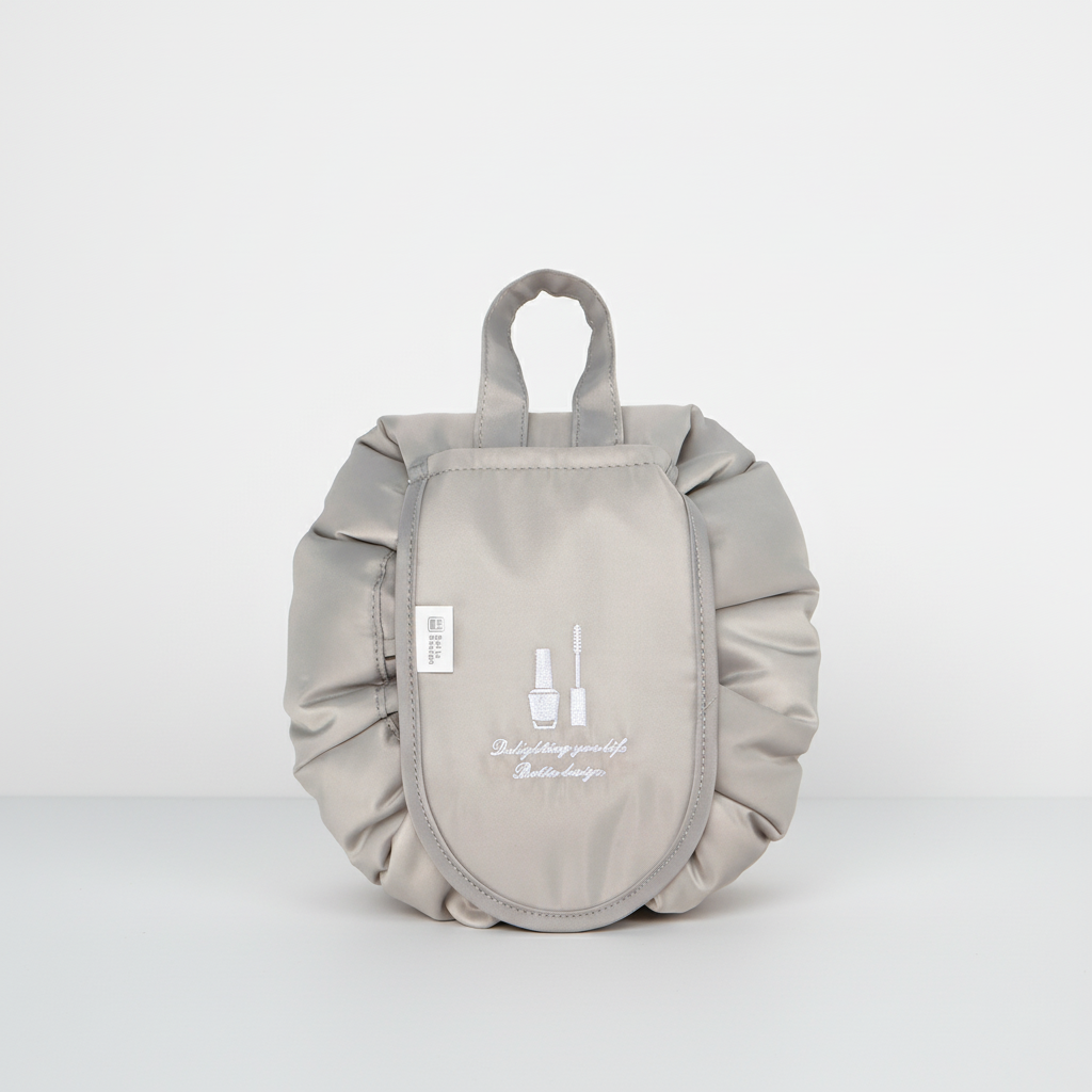 Zamknięta damska kosmetyczka GlamPouch, wodoodporny organizer w koreańskim stylu do podróży.