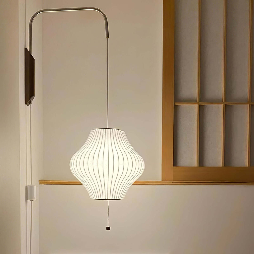 Elegancka lampa ścienna Nelson