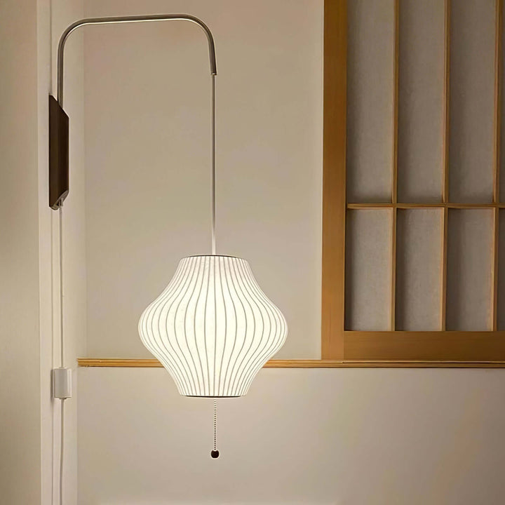 Elegancka lampa ścienna Nelson
