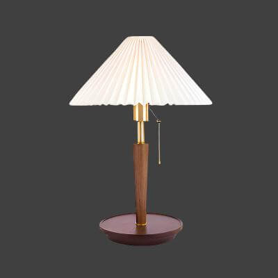 Plisowana lampa stołowa drewniana