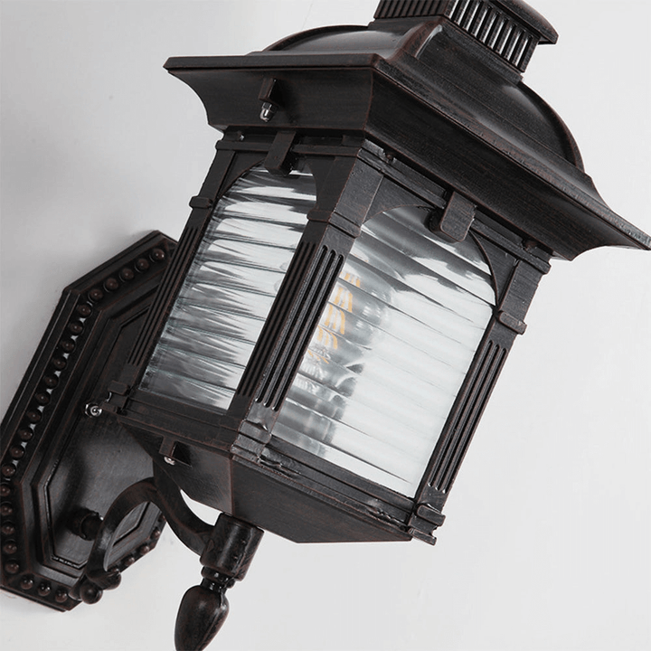 Zewnętrzna Lampa Ścienna w Stylu Vintage - Antyczne Szkło