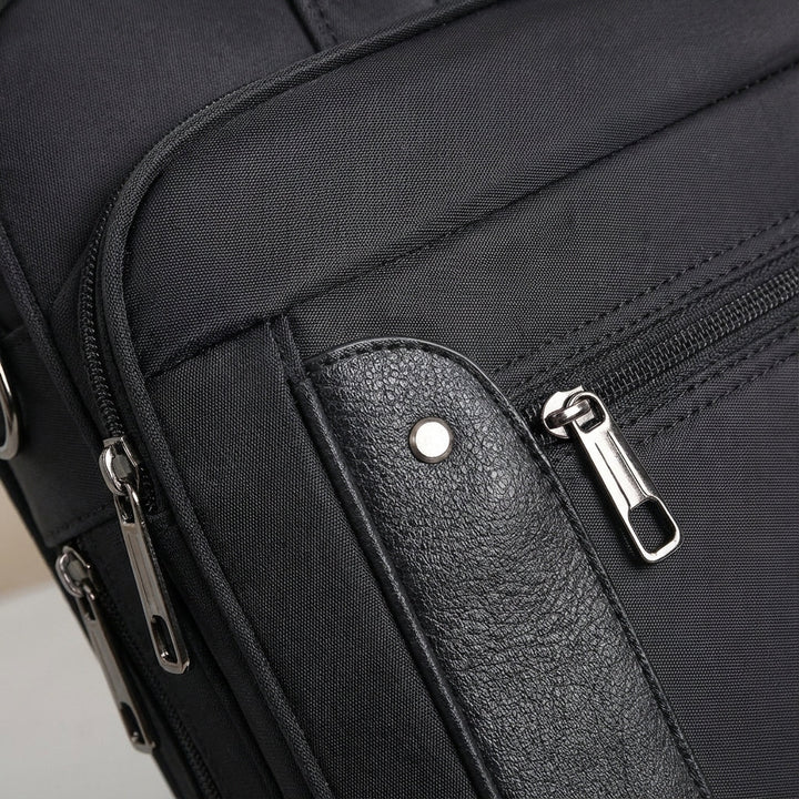 Torba uniwersalna UrbanBrief z mocnego canvasu. Stylowa torba na laptopa, organizer na dokumenty do biura i w podróż.