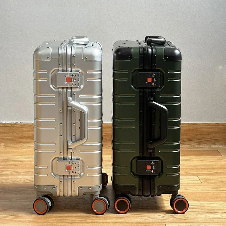 Walizka twarda Vienna Voyager z lekkimi kółkami 360 stopni, zapewniającymi płynne i komfortowe prowadzenie.