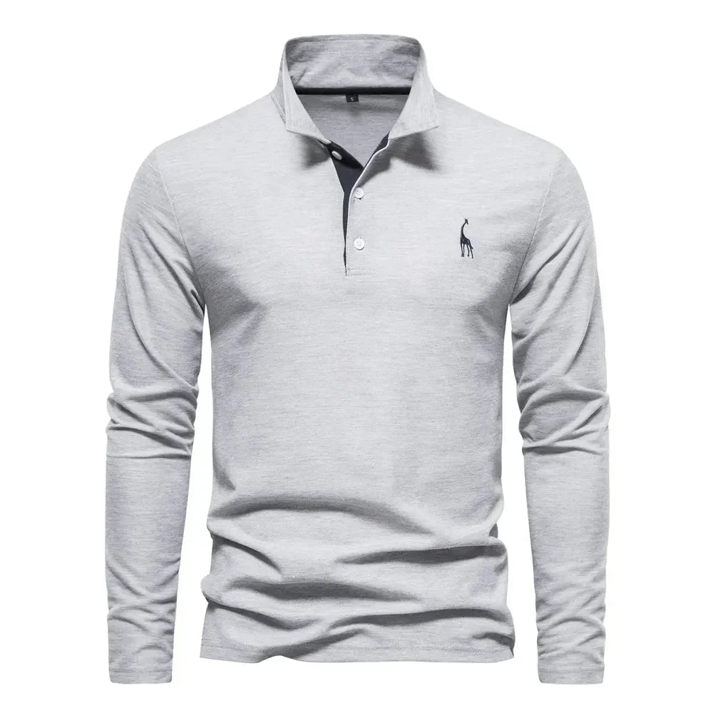 Elegancka męska koszulka polo z długimi rękawami, haftem, klasycznym kołnierzykiem, w kolorze szarym.