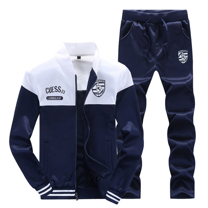 Męski dres sportowy w stylu baseballowym, biało-niebieski, z nowoczesnym kontrastowym designem dla sportowego i modnego wyglądu.