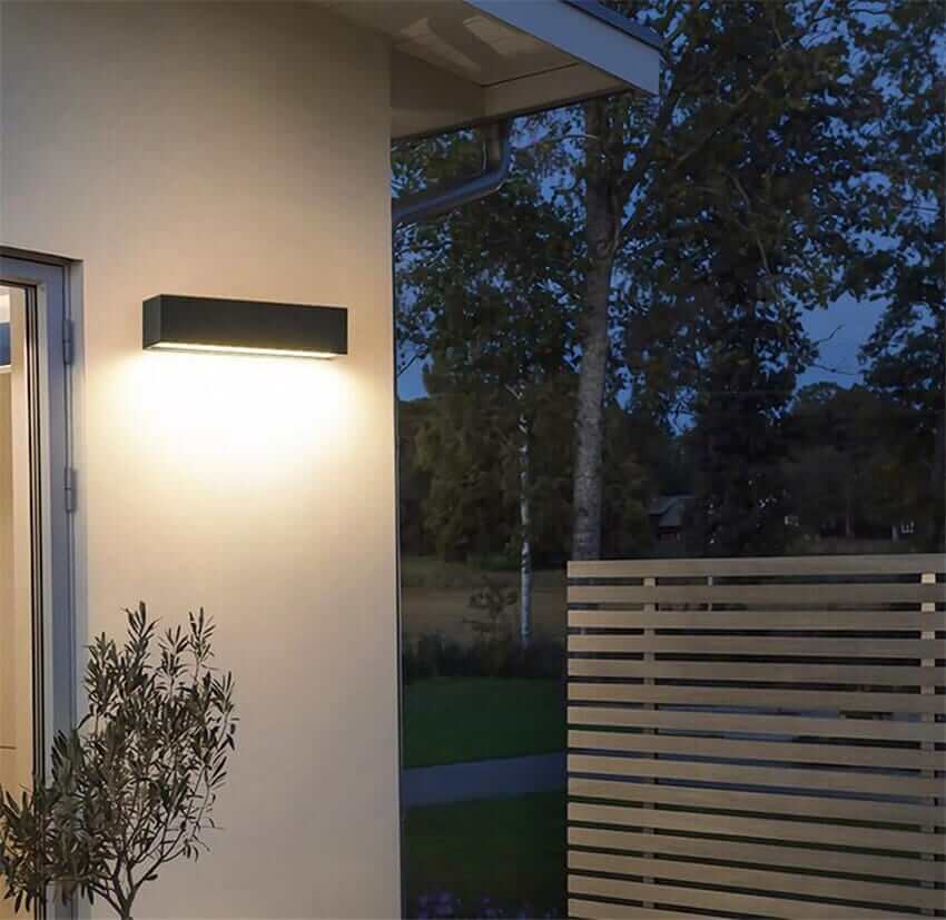 Nowoczesna Lampa Ścienna LED Zewnętrzna