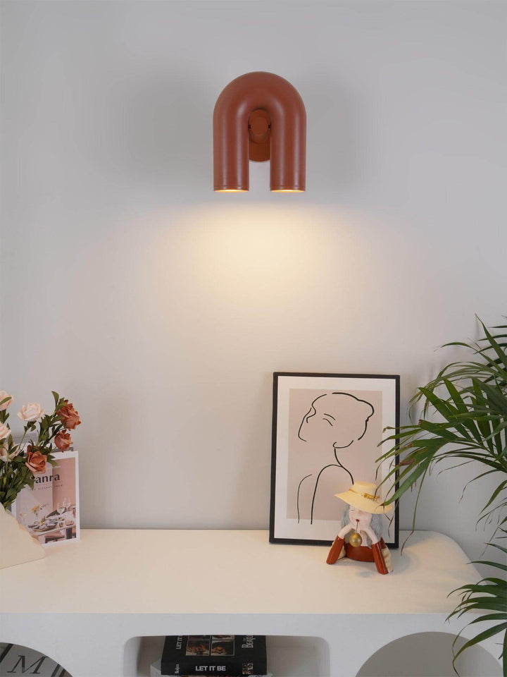 Lampa ścienna z energooszczędnymi diodami LED