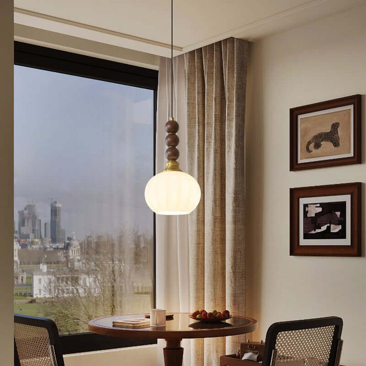 Elegancka szklana, drewniana i metalowa lampa wisząca