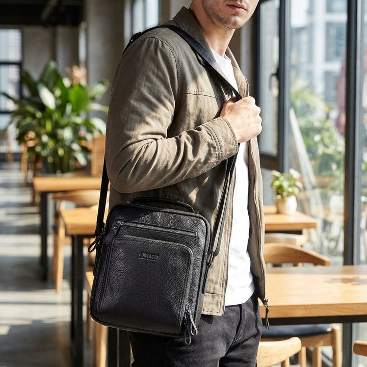 Kompaktowa skórzana torba messenger EnduraBag unisex. Elegancka torba na ramię z naturalnej skóry, idealna do miasta.