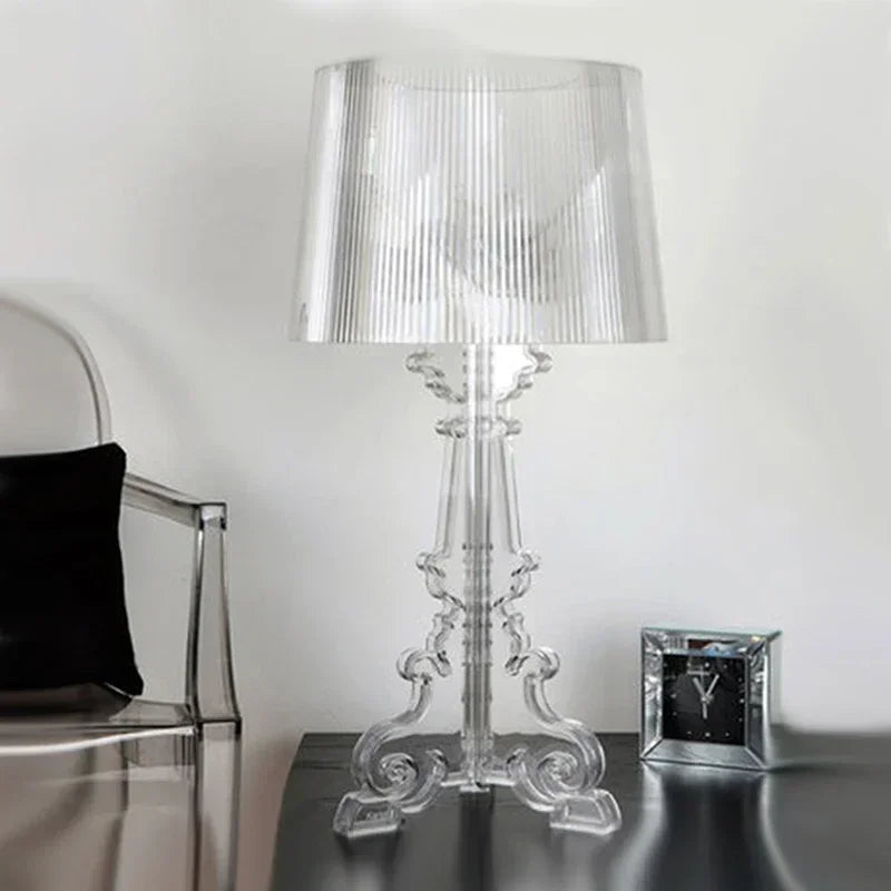 Elegancka i glamour lampa stołowa, współczesny design w kolorze białym lub czarnym, delikatne światło dla luksusowej atmosfery.