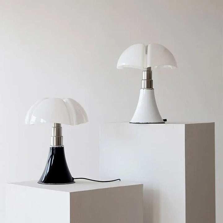 Stołowa Lampa Kwietna retro bezprzewodowa LED, kwiatowy design ze stali, miękkie i ciepłe światło, elegancki wystrój wnętrz