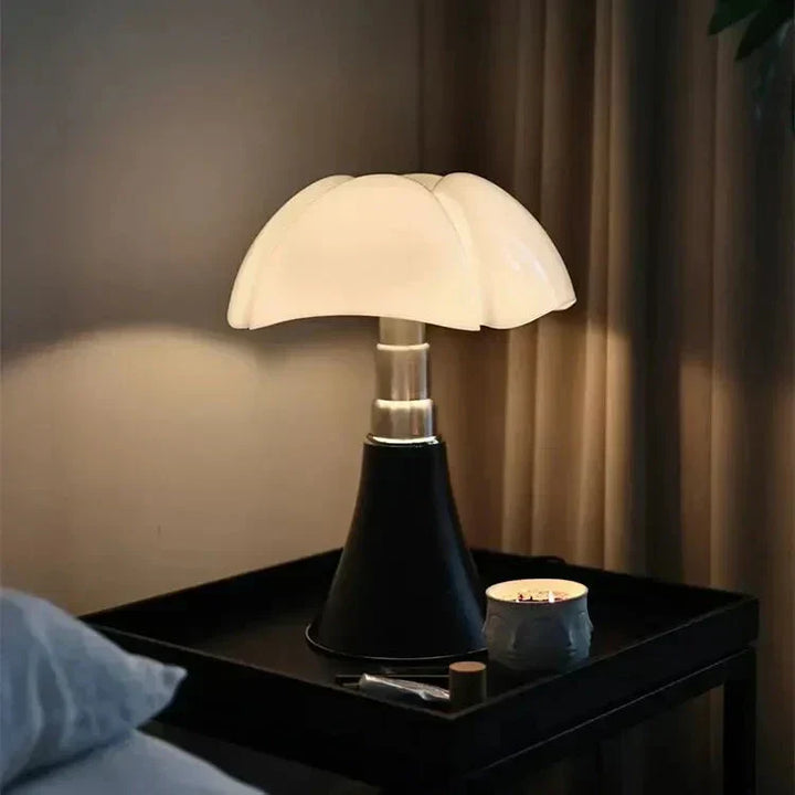Retro lampa LED ClassicGlow, elegancki i jasny design, z abażurem z akrylu i aluminium, energooszczędna.
