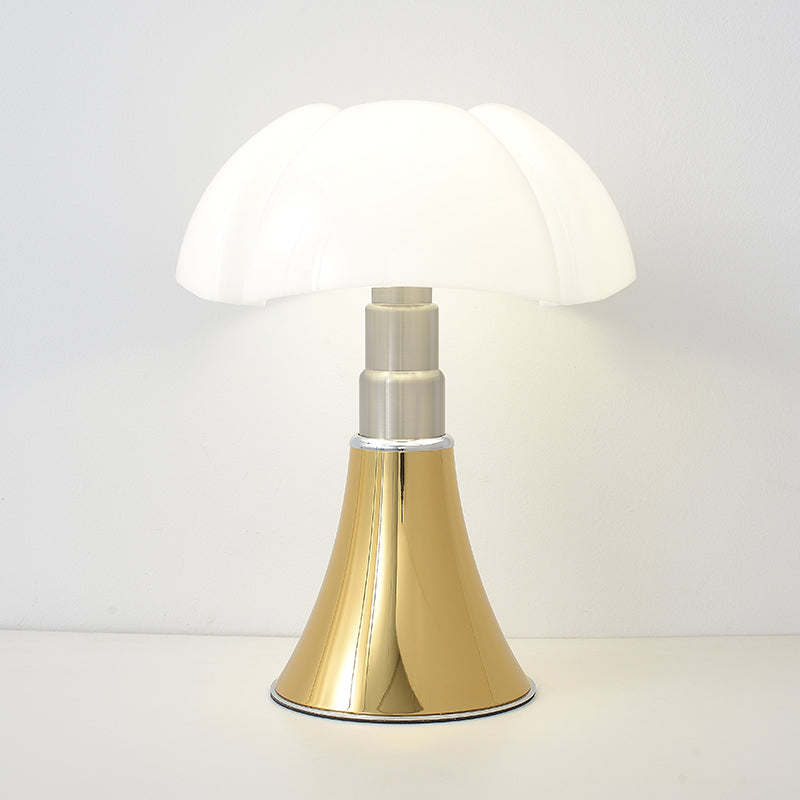 Retro lampa LED ClassicGlow, elegancki i jasny design, z abażurem z akrylu i aluminium, energooszczędna.