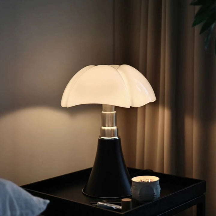 "Lampe LED rétro ClassicGlow, design épuré et lumineux, avec abat-jour en acrylique et aluminium, écoénergétique."