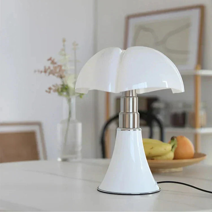 Retro lampa LED ClassicGlow, elegancki i jasny design, z abażurem z akrylu i aluminium, energooszczędna.