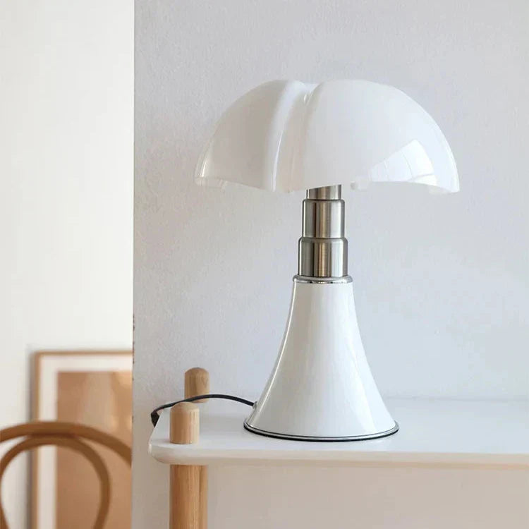 Retro lampa LED ClassicGlow, elegancki i jasny design, z abażurem z akrylu i aluminium, energooszczędna.