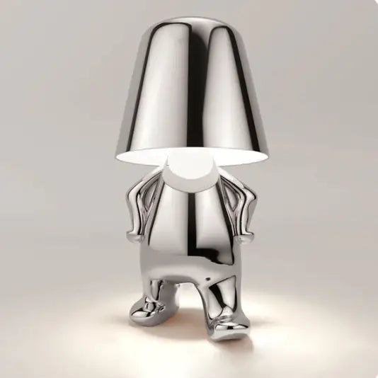 Lampa LED Mr. Gold w kolorze złotym, z eleganckim designem, bezprzewodowa i intuicyjna w obsłudze.