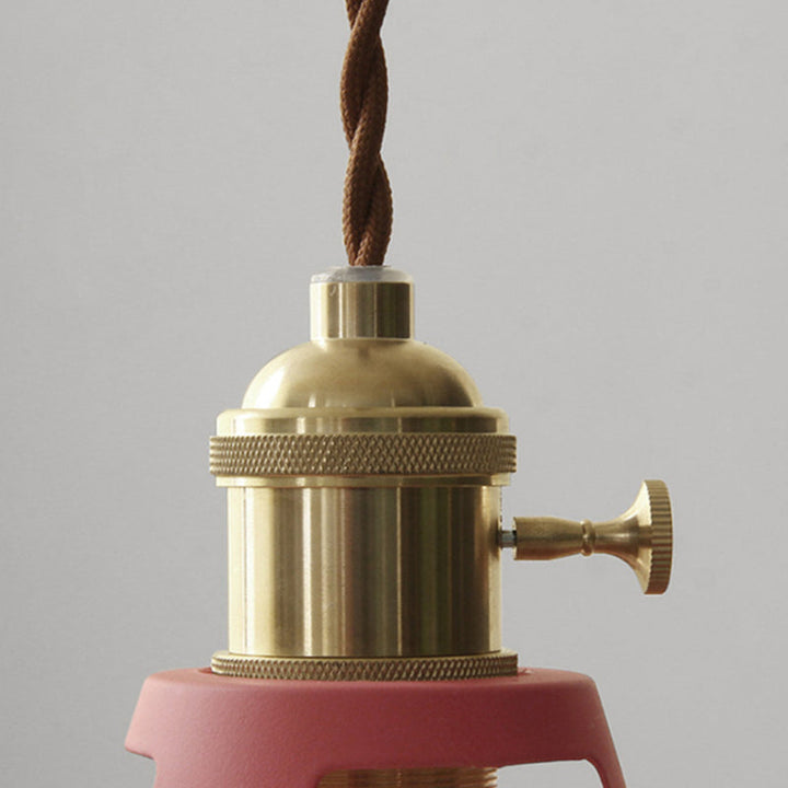 Industrialna lampa wisząca w stylu retro, wykonana z solidnego metalu, idealna do jadalni, dostępna w wielu kolorach.
