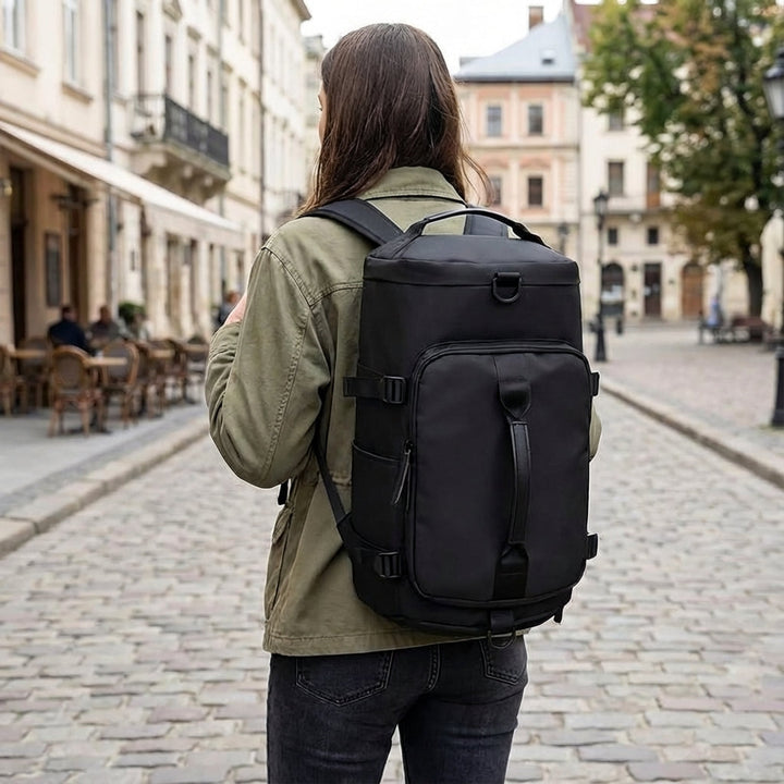Lekka torba podróżna Voyagrin, idealna na każdą przygodę. Duża pojemność i łatwy transport.