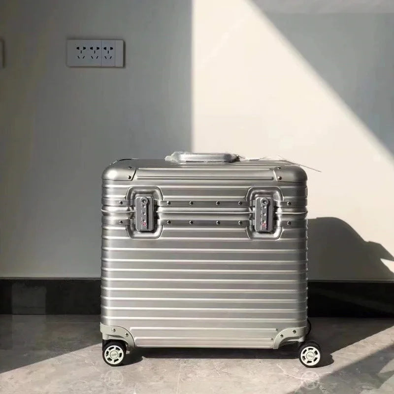 Walizka podróżna Monaco, dostępna jako kabinowa lub rejestrowana, z aluminium-magnezu i TSA.