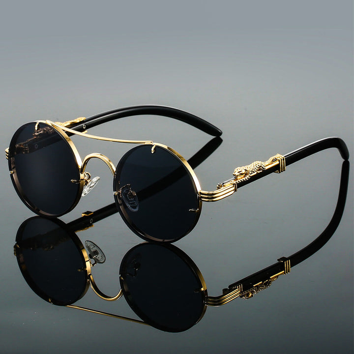 Męskie okulary przeciwsłoneczne retro z metalu w kolorze niebieskim, eleganckie oprawki, soczewki UV, stylowy dodatek letni.