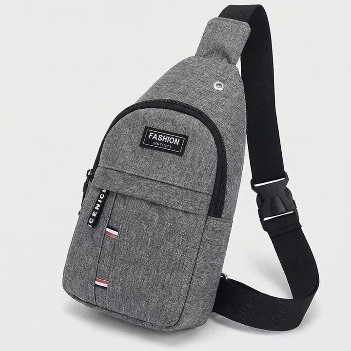 Czarna torba sportowa crossbody dla mężczyzn, idealna na rower, bieganie, turystykę i podróże.