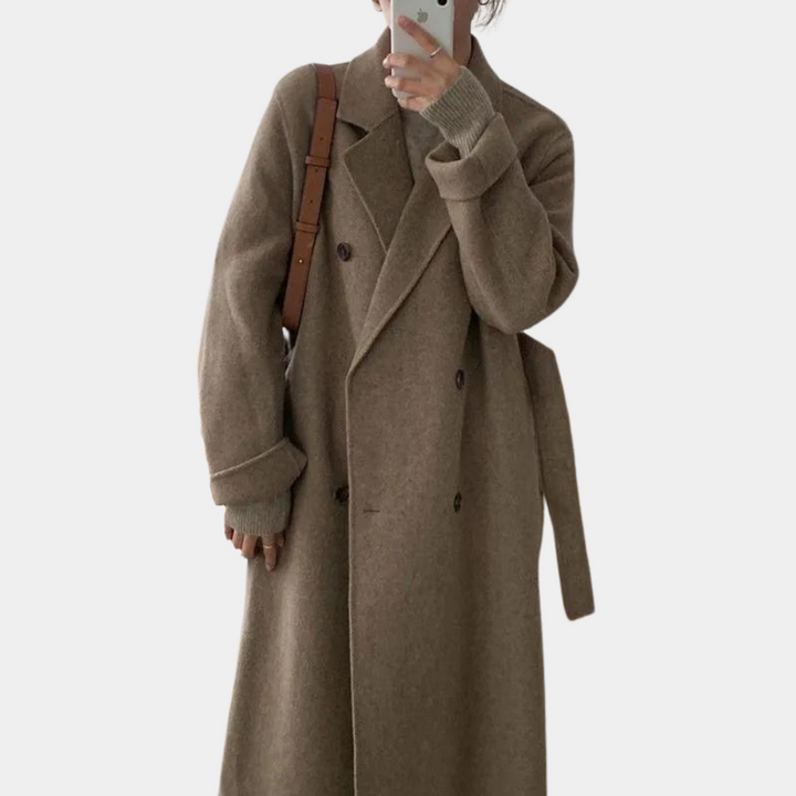 Długi płaszcz zimowy damski brązowo-beżowy, dwurzędowy, elegancki, ciepły i wygodny